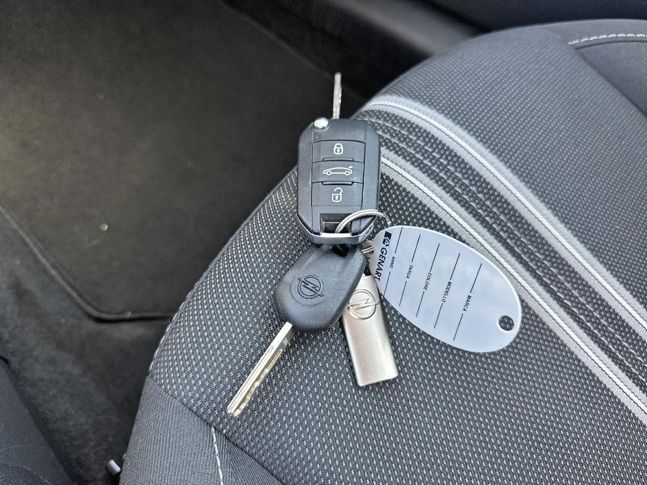 Opel Opel Corsa usata, con airbag laterali a tendina ant./post.