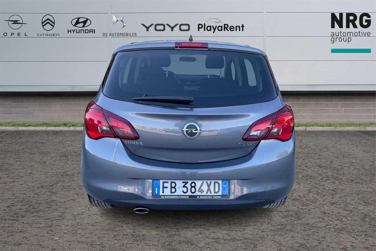 Opel Opel Corsa usata, con cerchi in lega leggera