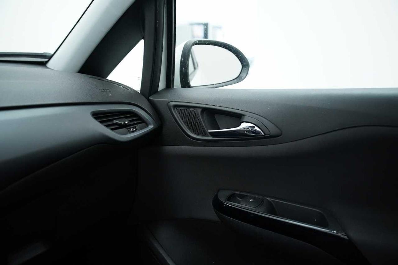 Opel Opel Corsa usata, con interno grey