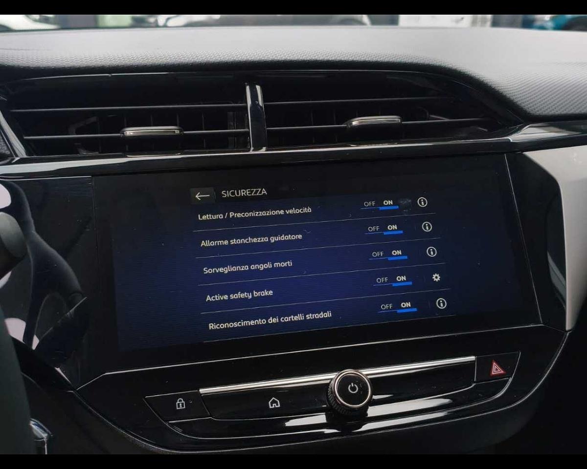 Opel Opel Corsa usata, con clima automatico