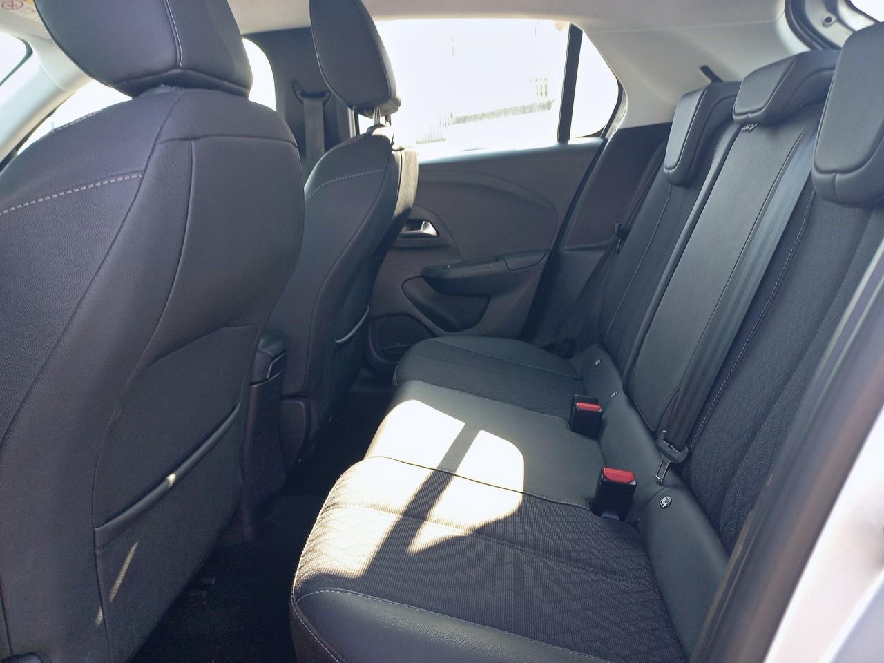 Opel Opel Corsa usata, con 4 freni a disco con 2 dischi ventilati