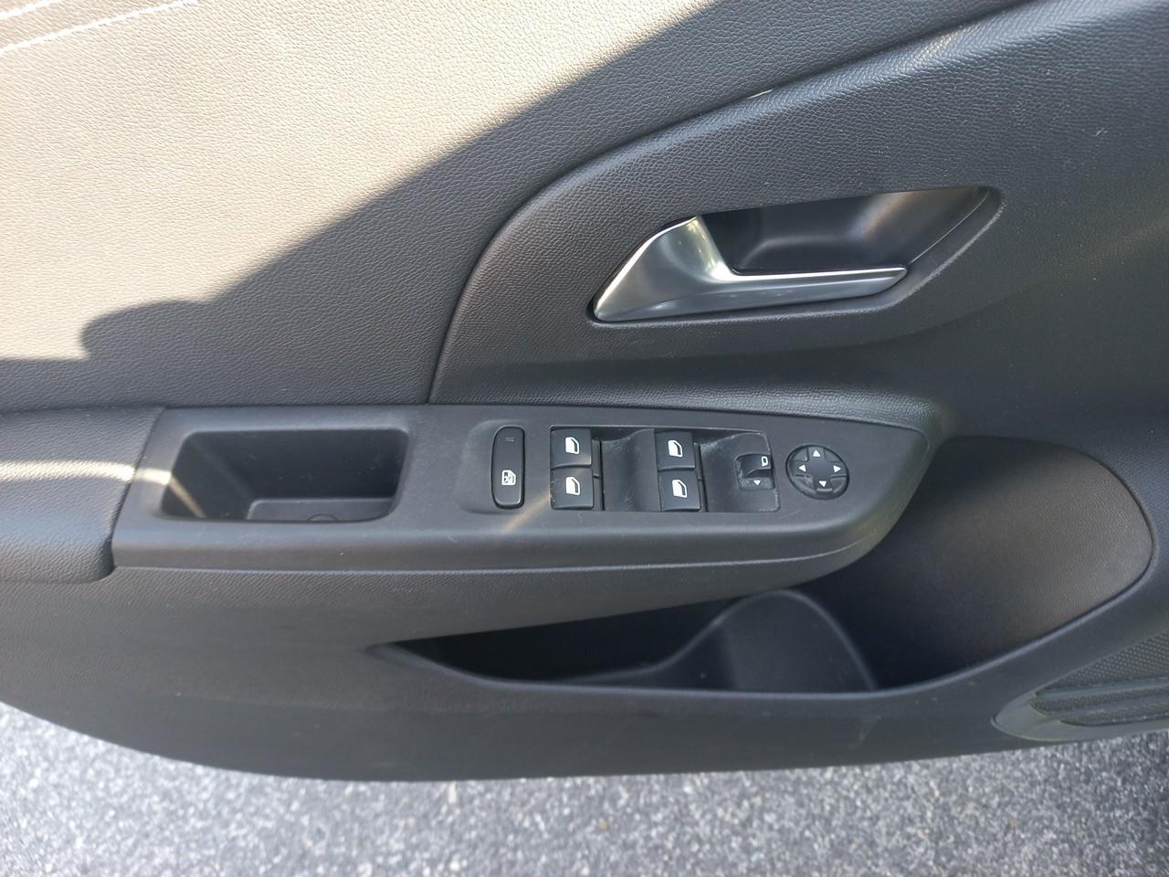 Opel Opel Corsa usata, con airbag laterale anteriore