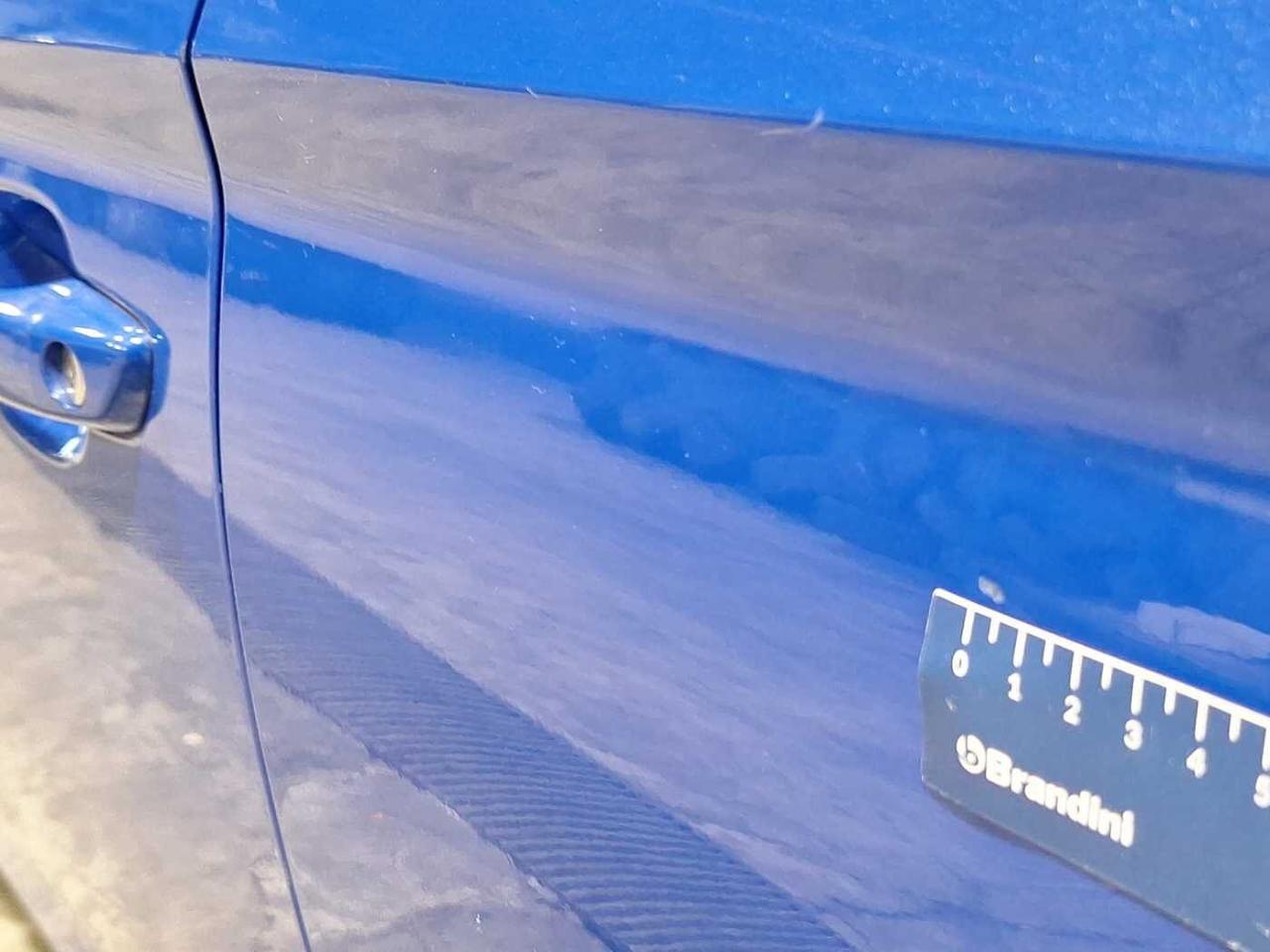 Opel Opel Corsa usata, con comandi radio al volante