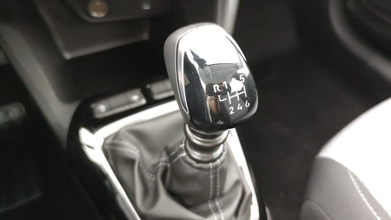 Opel Opel Corsa usata, con vetri elettrici