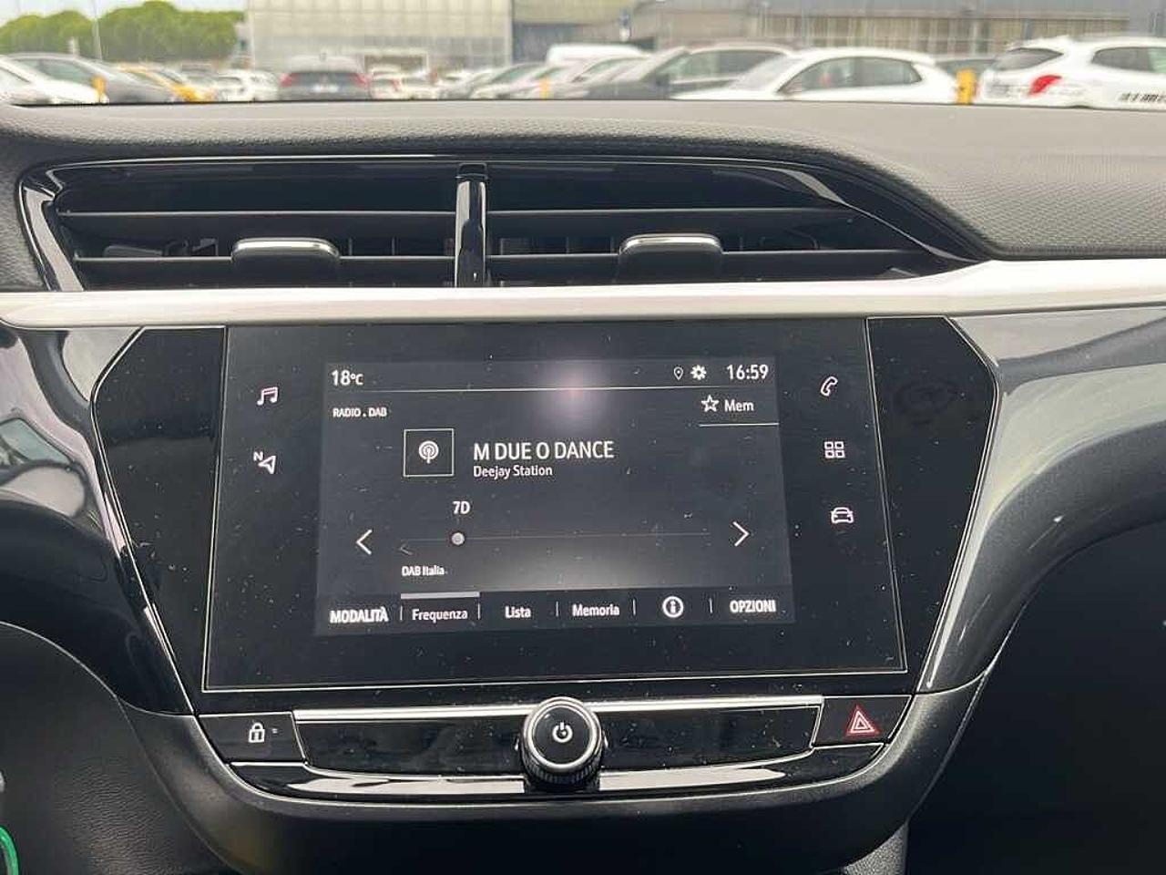 Opel Opel Corsa usata, con 5 sedili