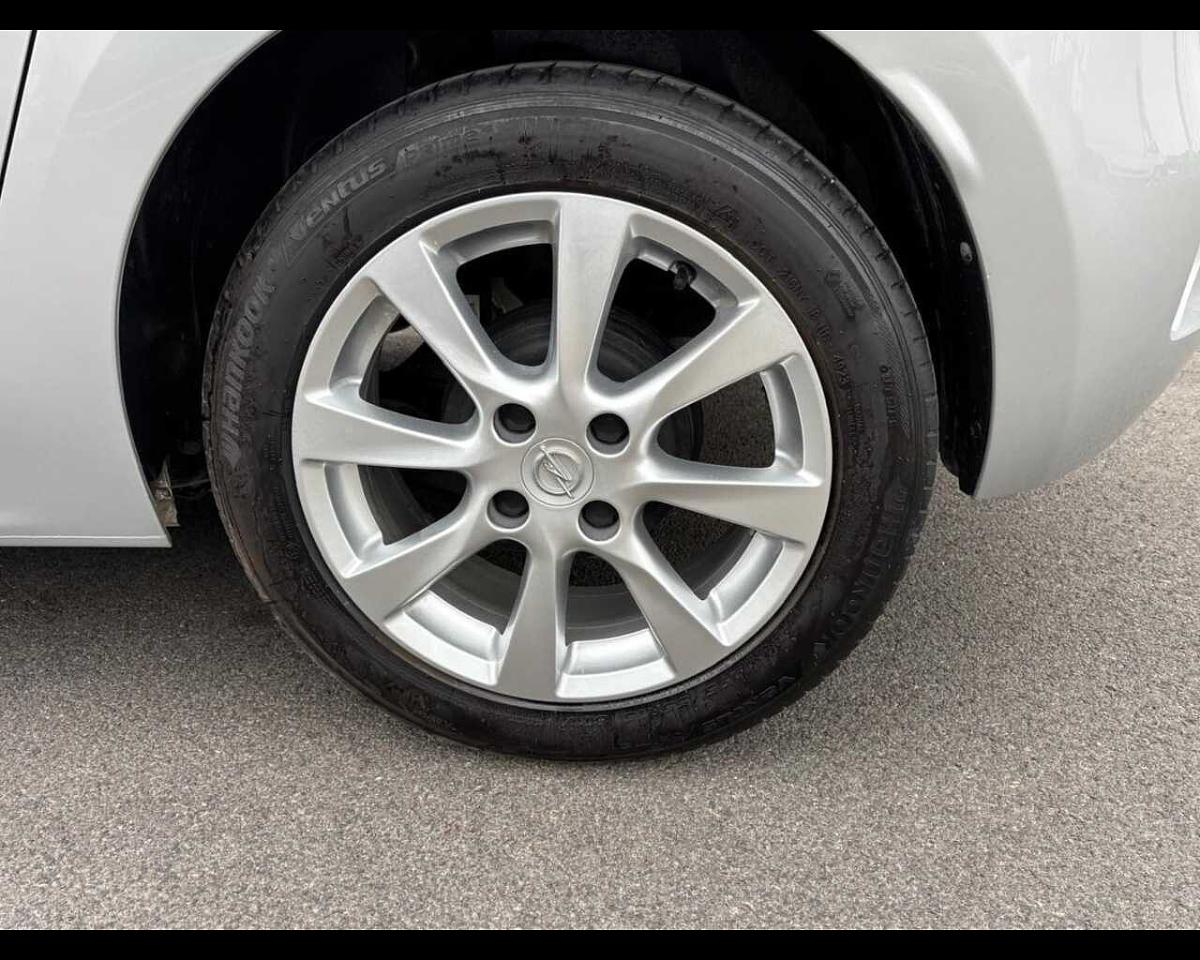 Opel Opel Corsa usata, con head-up display