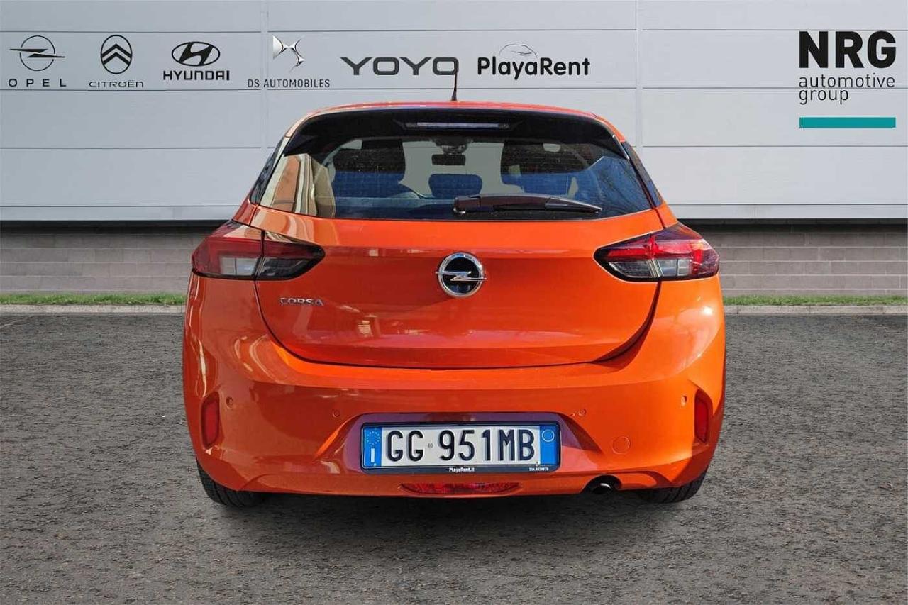 Opel Opel Corsa usata, con fari diurni alogeni con contorno silver