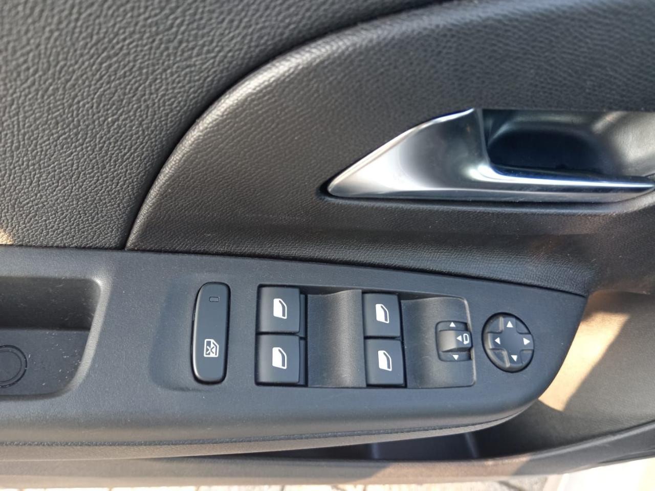 Opel Opel Corsa usata 12