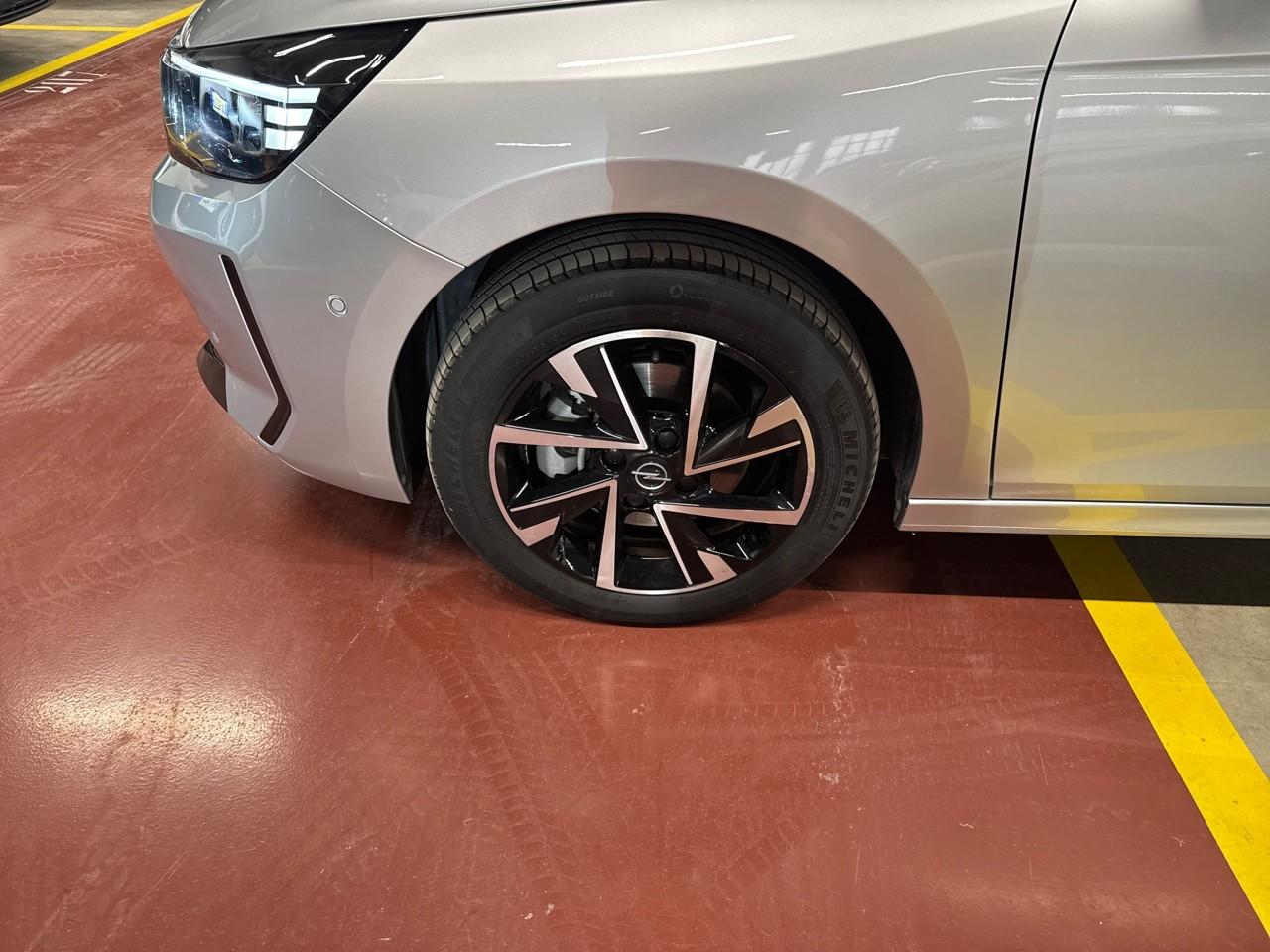 Opel Opel Corsa usata, con Isofix