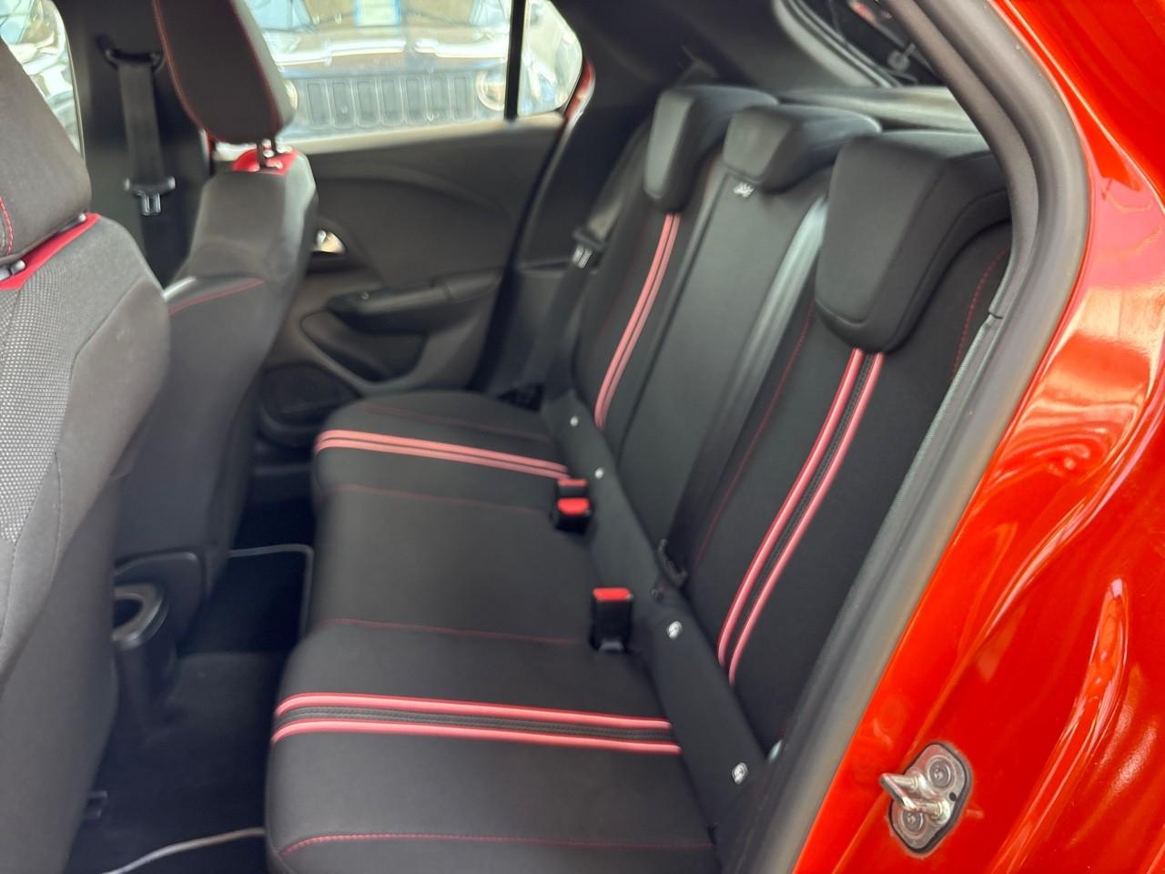 Opel Corsa - Foto 2