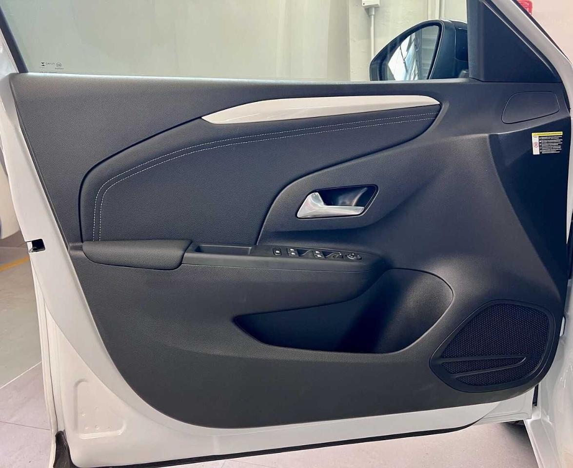 Opel Corsa - Foto 3