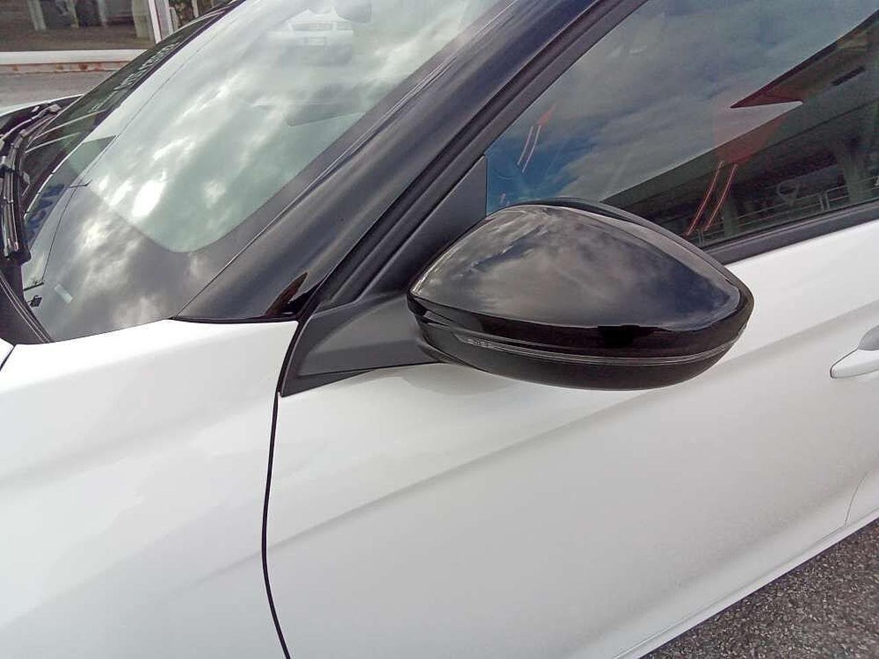 Opel Opel Corsa usata, con sensori luce