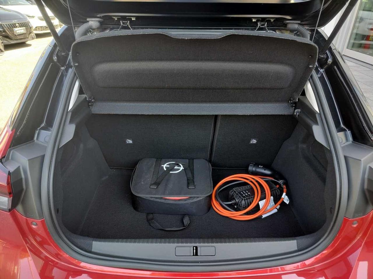 Opel Opel Corsa usata, con 2x Airbag frontali (conducente + passeggero)