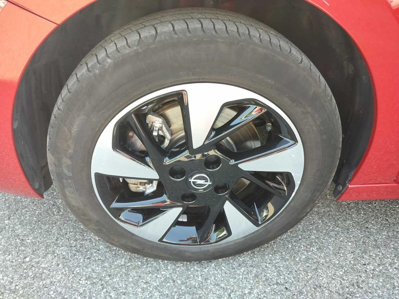 Opel Opel Corsa usata, con b-pillar nero lucido