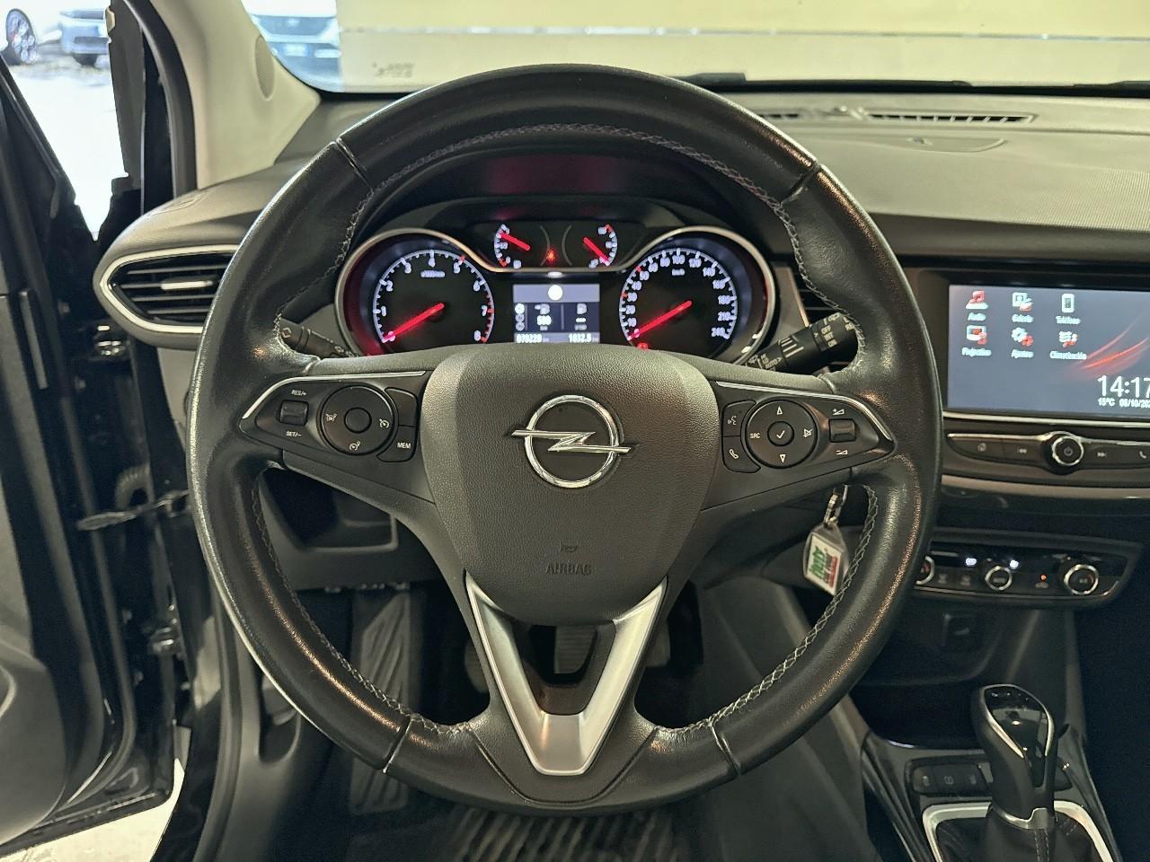 Opel Opel Crossland usata, con 6 altoparlanti