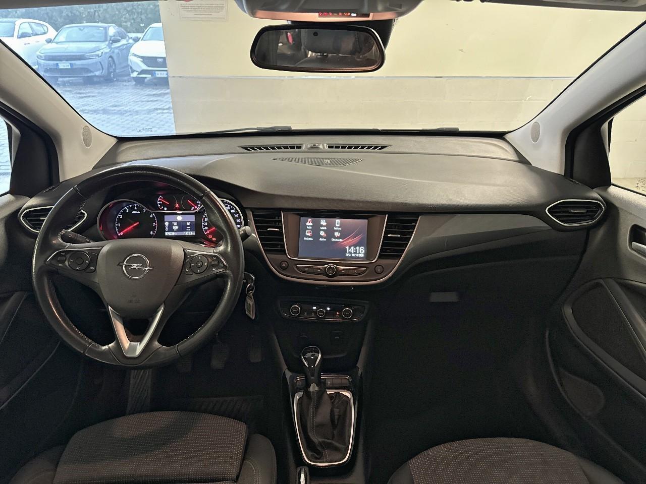 Opel Opel Crossland usata, con comandi audio al volante