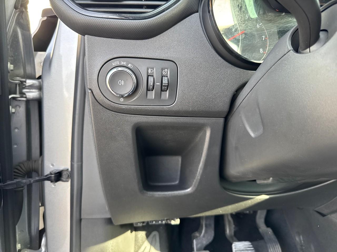 Opel Opel Crossland usata, con airbags 6