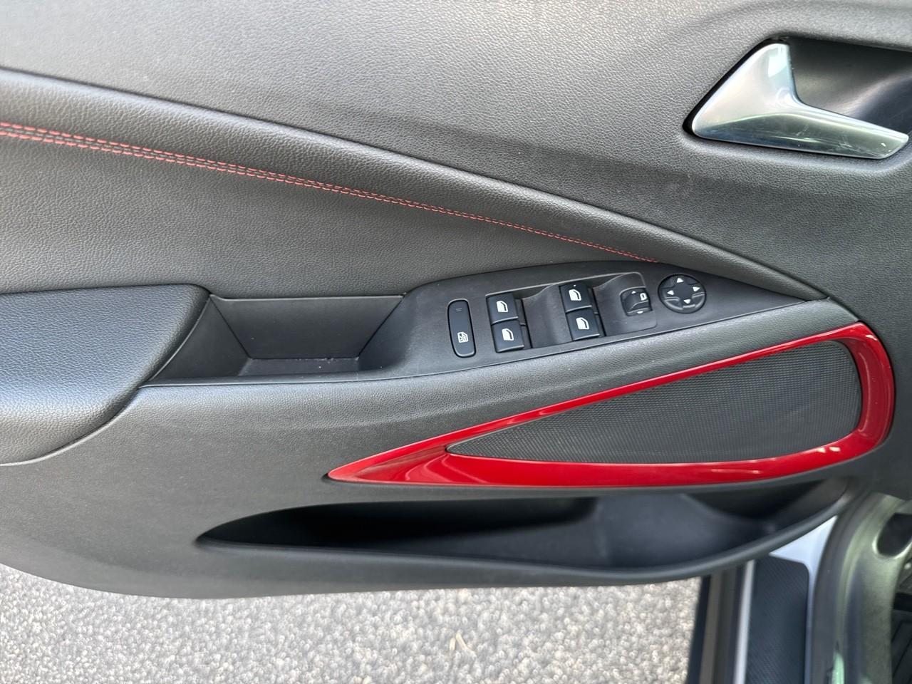 Opel Opel Crossland usata, con alzacristalli elettrici anteriori e posteriori , numero ad impulso 2