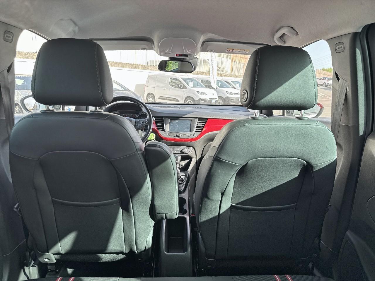 Opel Opel Crossland usata, con comandi media touch screen