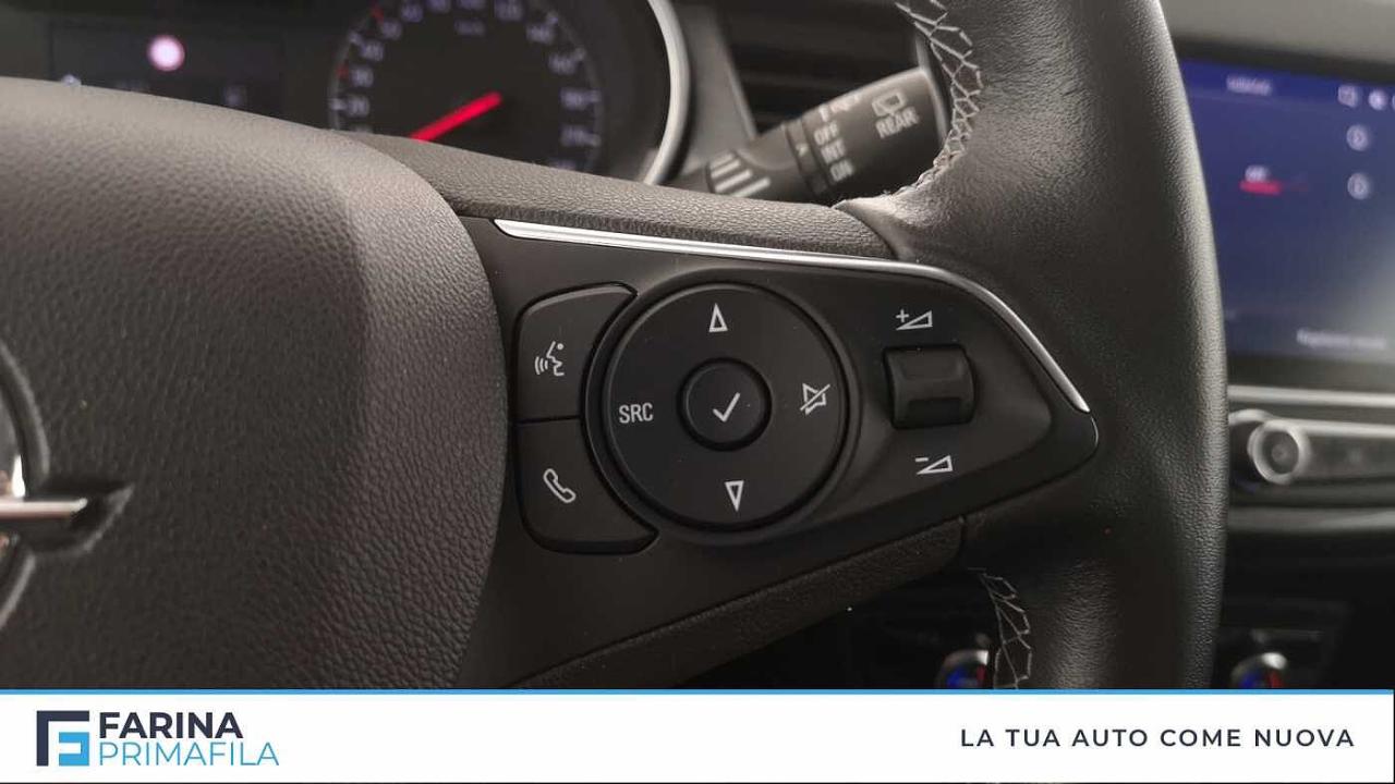 Opel Opel Crossland usata, con hill holder
