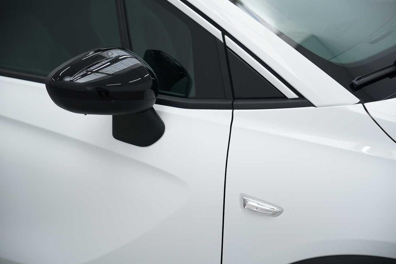 Opel Opel Crossland usata, con hill holder