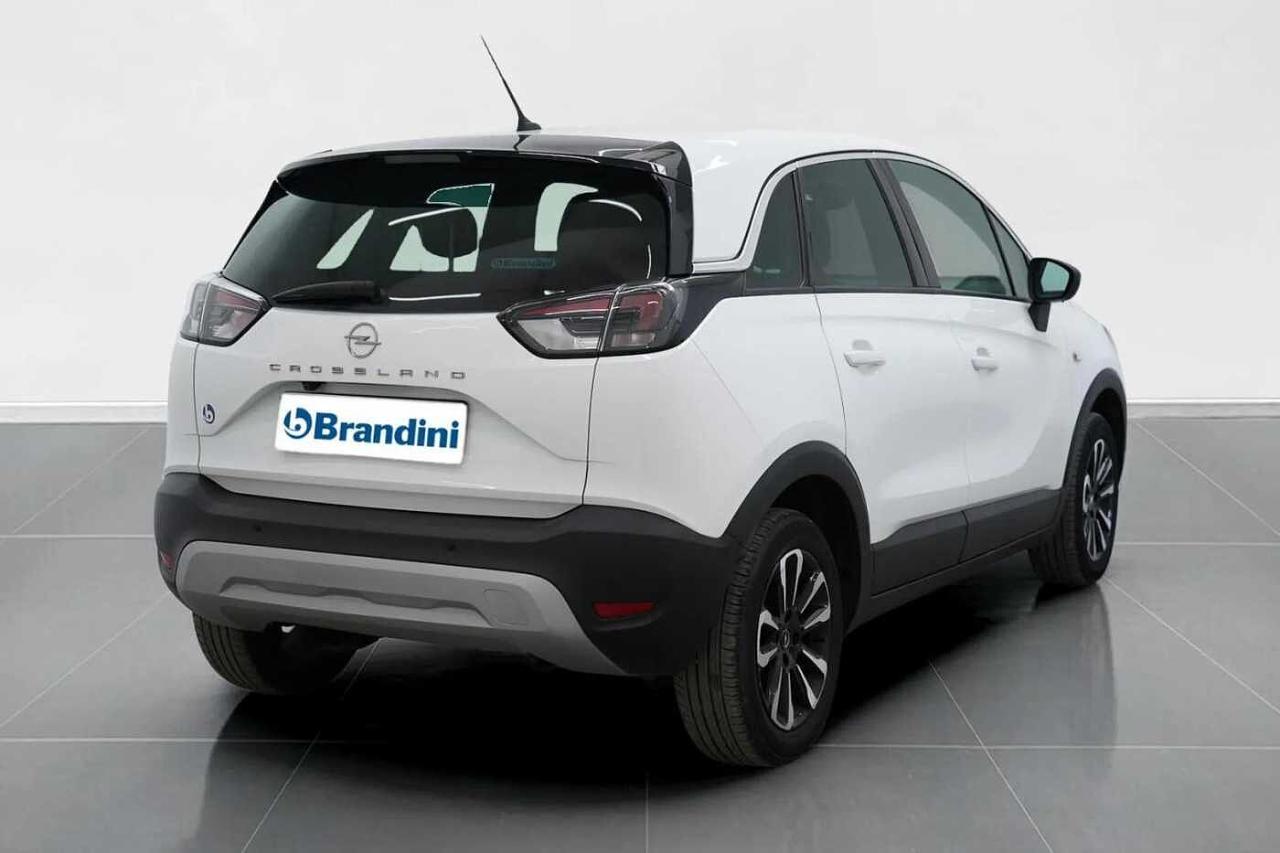Opel Opel Crossland usata, con luci interne, anteriori, posteriori e di cortesia