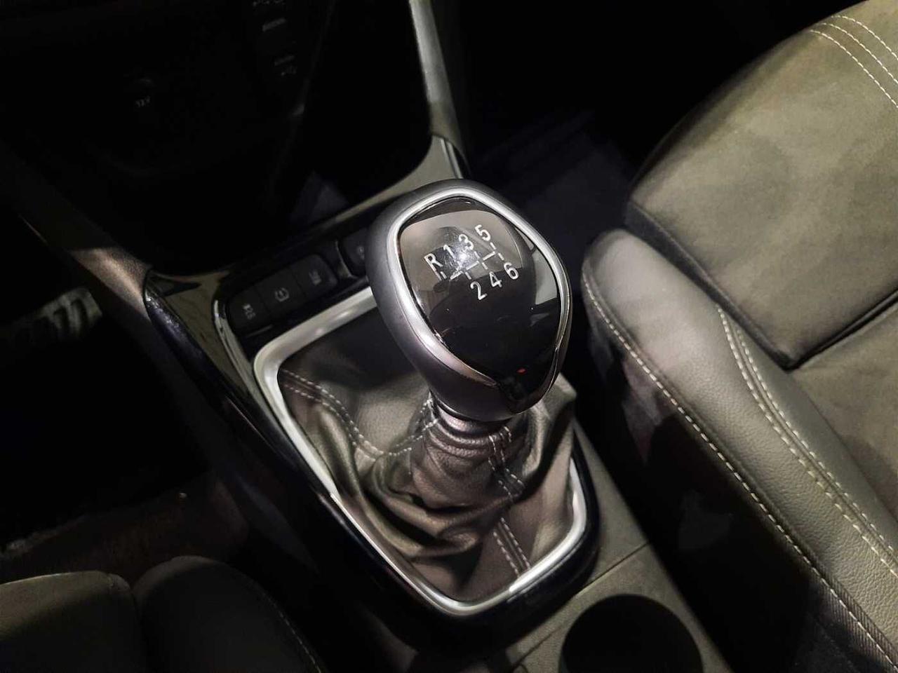 Opel Opel Crossland usata, con 5 sedili