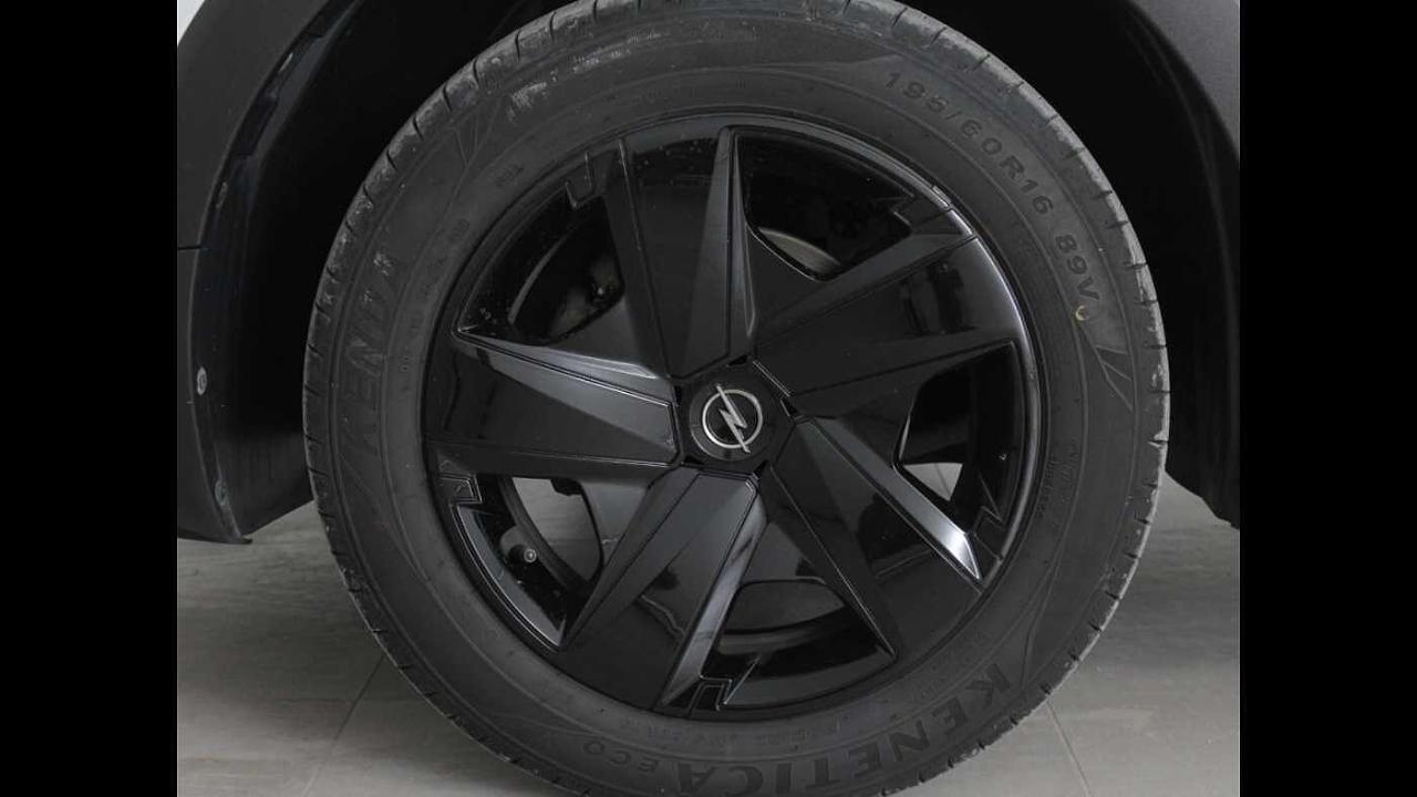 Opel Opel Crossland usata, con 6 marce