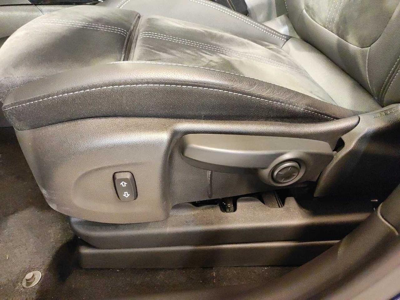 Opel Opel Crossland usata 16