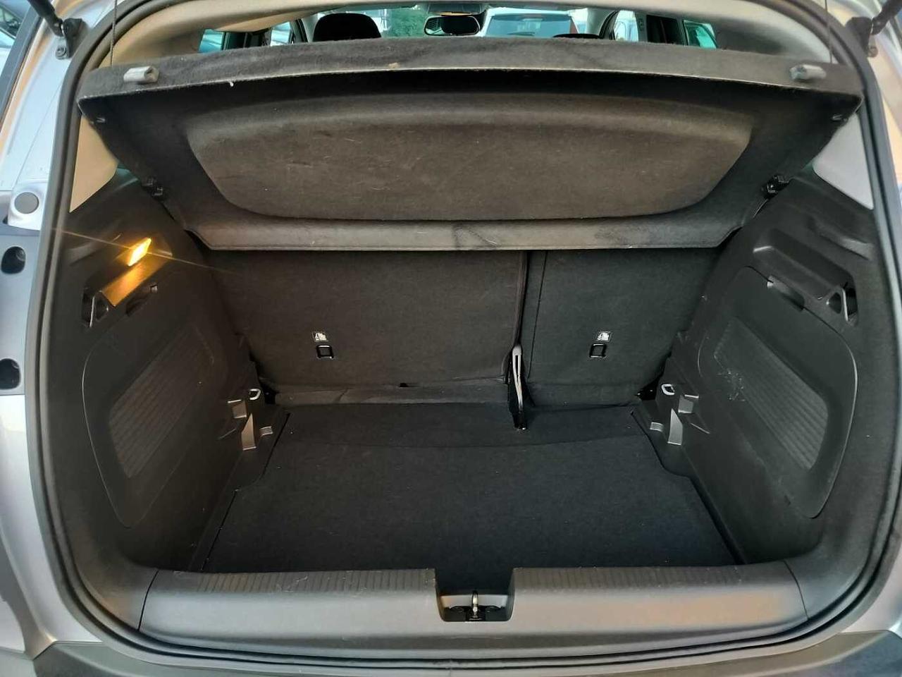 Opel Opel Crossland usata, con 3 cilindri