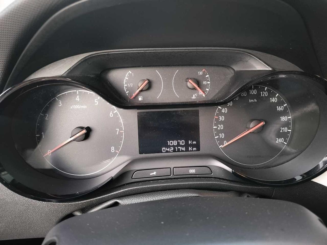 Opel Opel Crossland usata, con 5 sedili