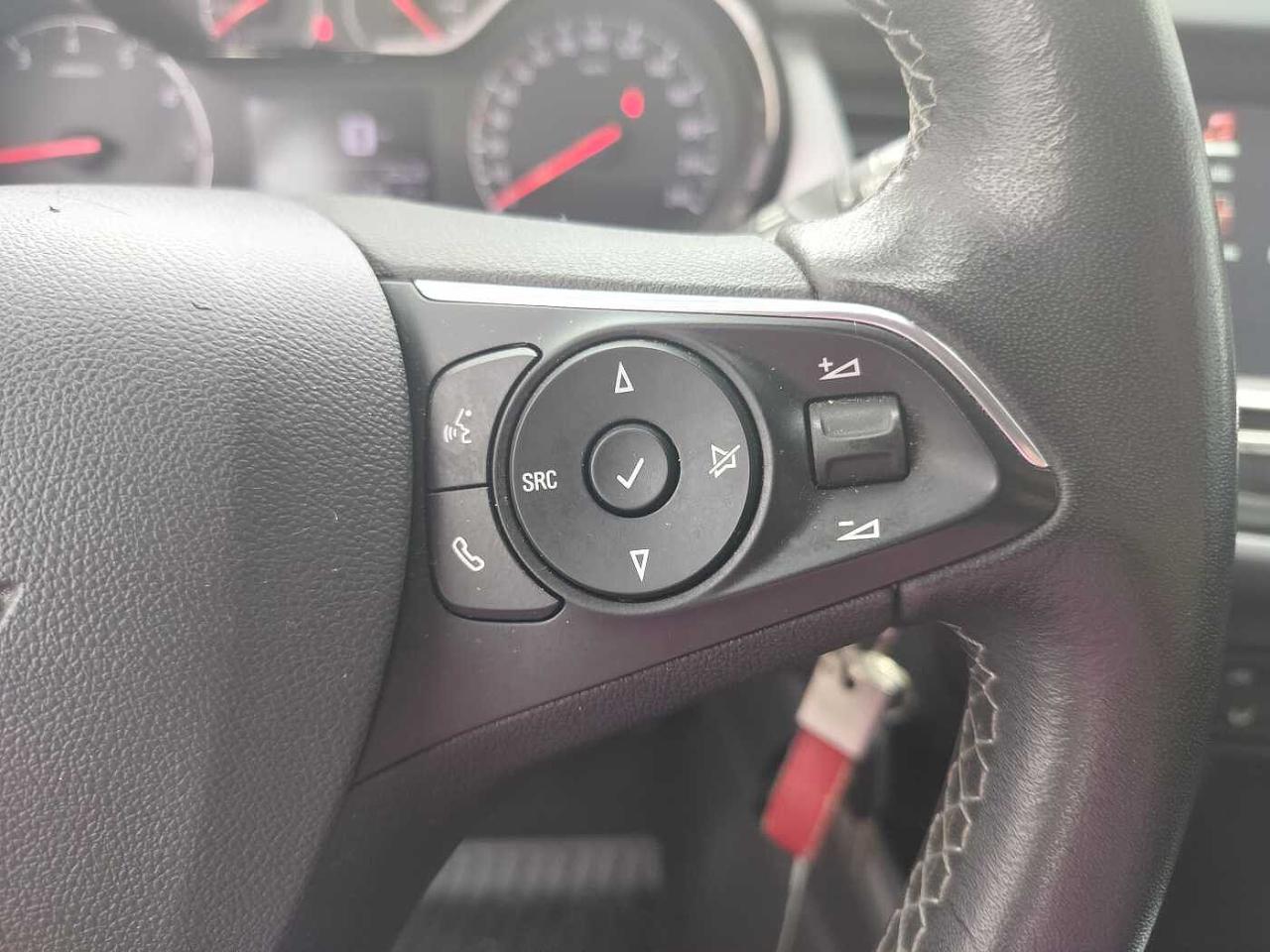 Opel Opel Crossland usata, con computer di bordo