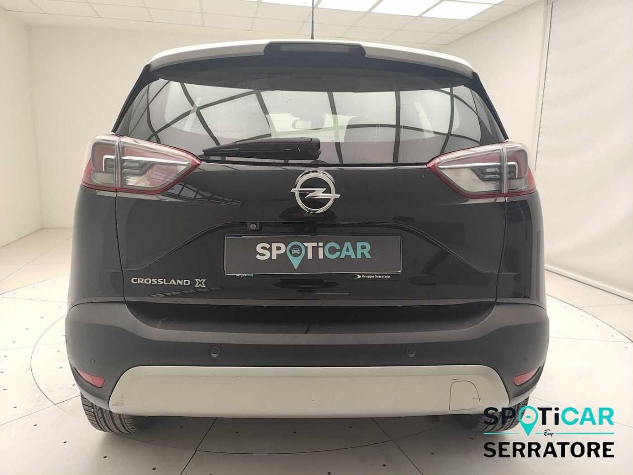 Opel Opel Crossland usata, con cinture di sicurezza posteriori laterali con pretensionatore