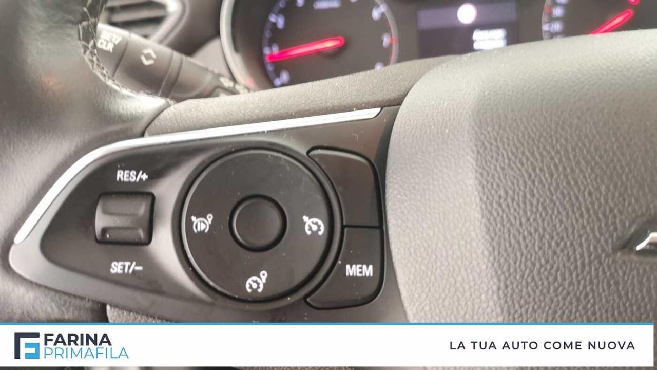 Opel Opel Crossland usata, con illuminazione dell