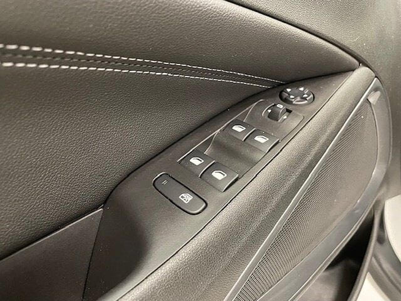 Opel Opel Crossland usata 2