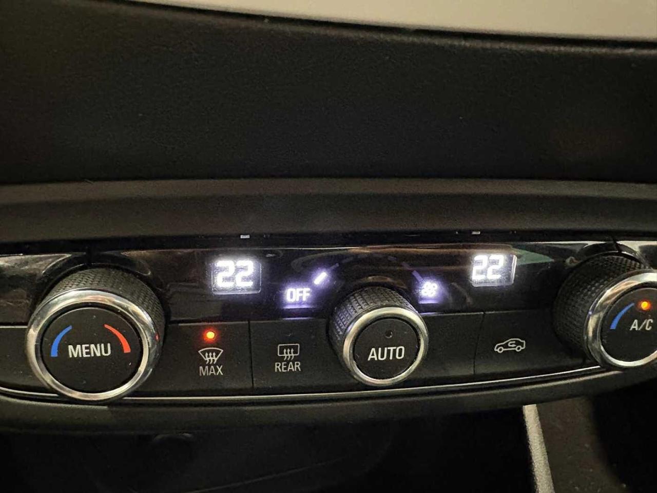 Opel Opel Crossland usata, con Vetri Oscurati