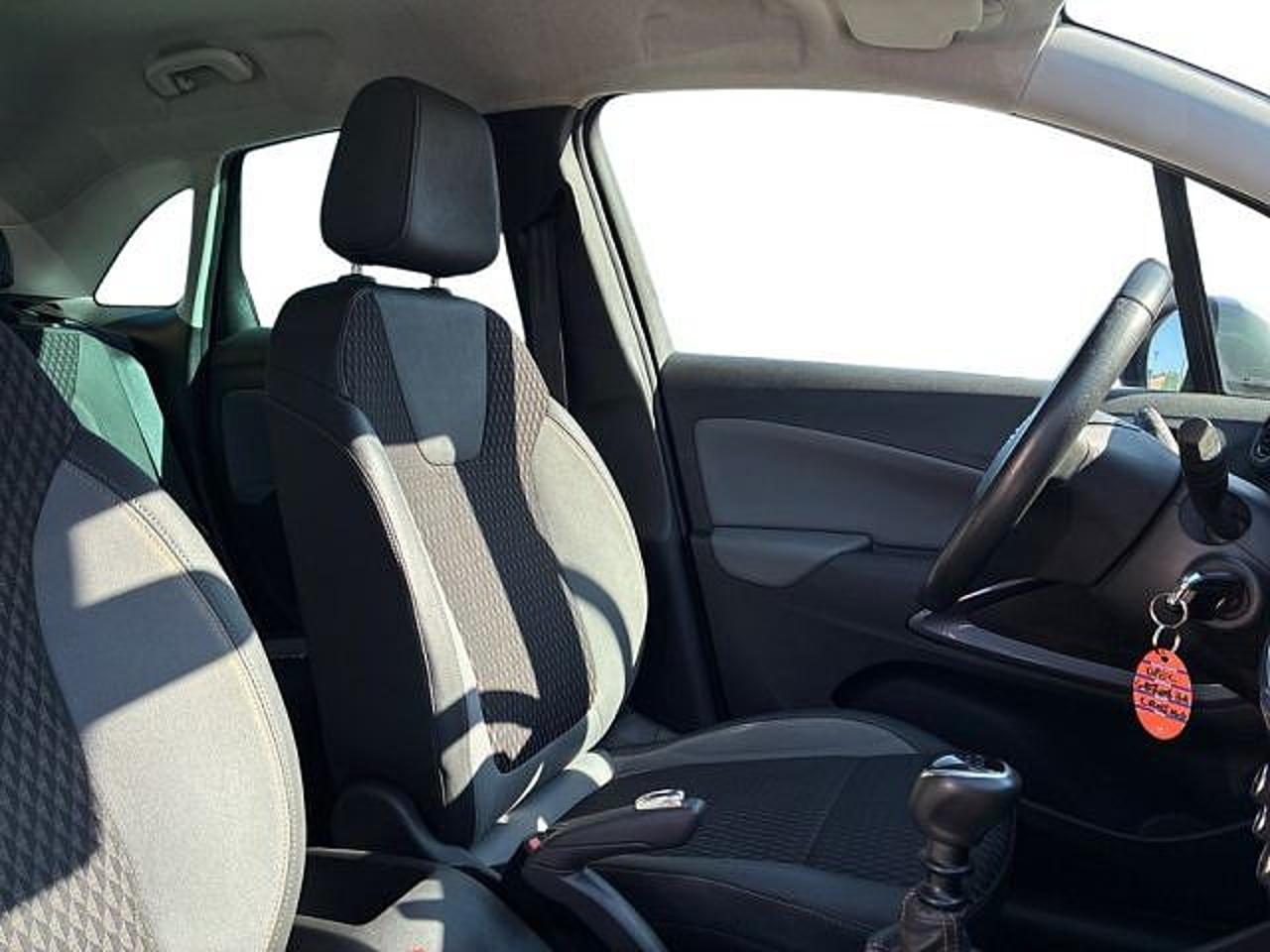 Opel Opel Crossland usata, con airbag frontali, laterali e al tetto - lato guida e passeggero