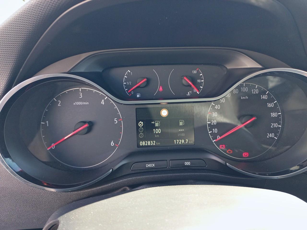 Opel Opel Crossland usata, con airbag anteriore conducente intelligente, airbag anteriore passeggero intelligente con interrutore di disattivazione