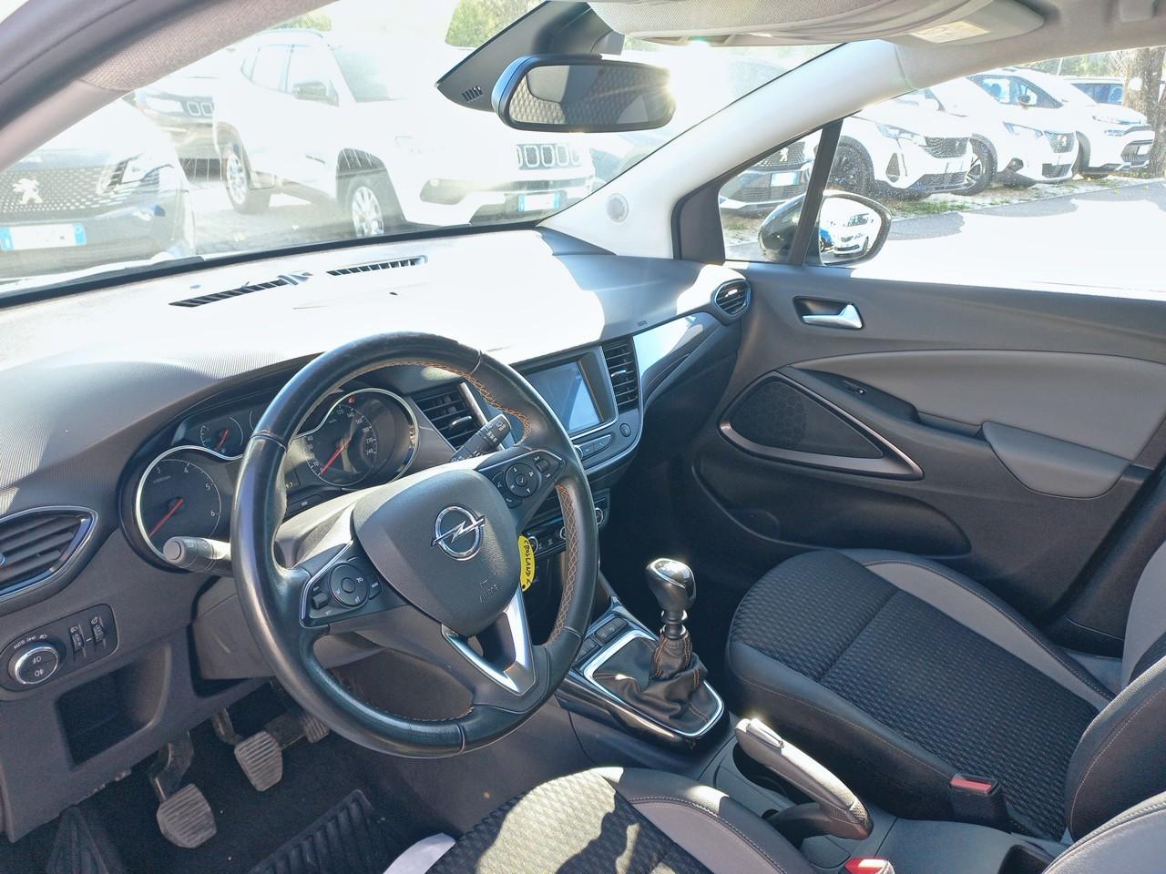Opel Opel Crossland usata, con assistenza alla frenata di emergenza