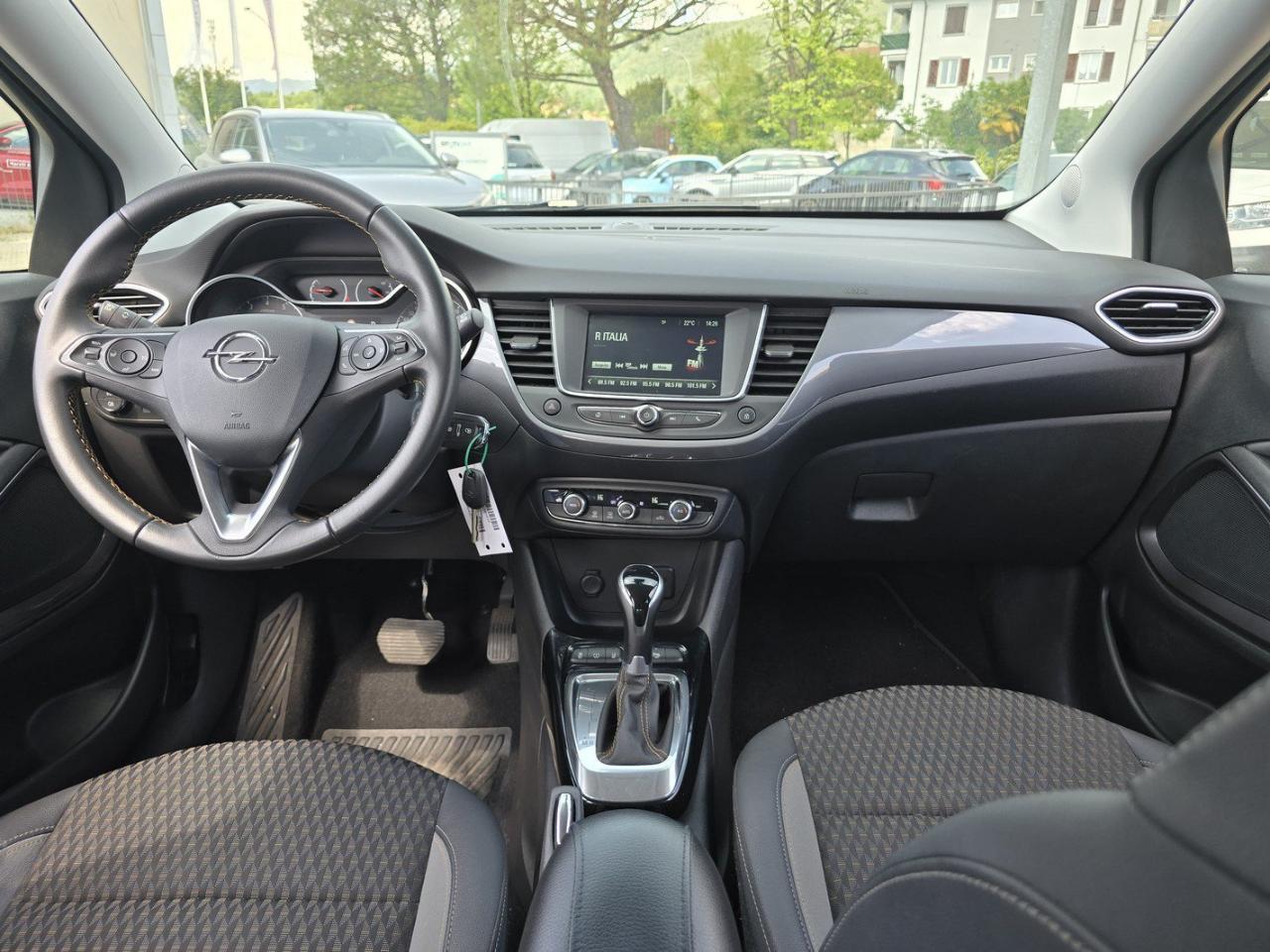 Opel Opel Crossland usata, con cerchi in lega