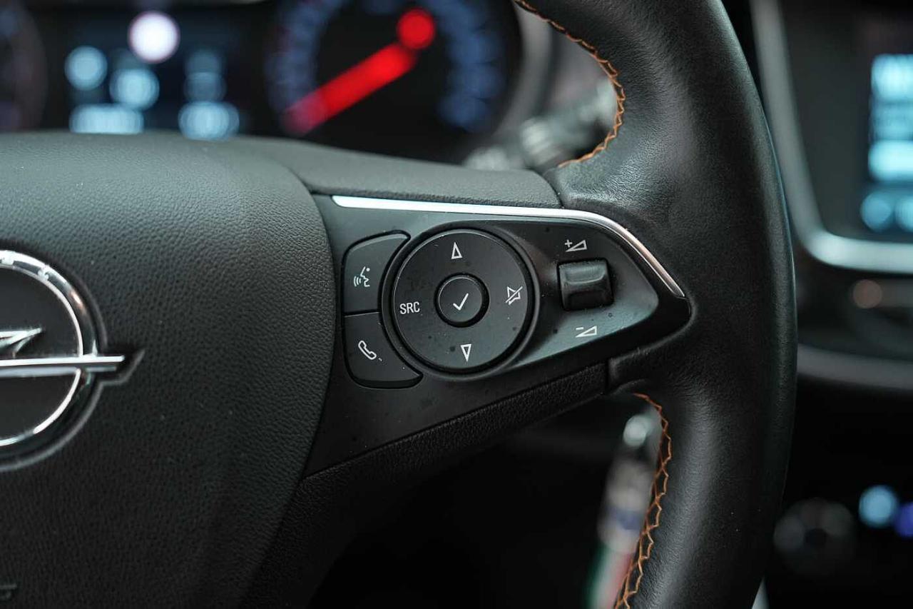 Opel Opel Crossland usata, con 6 marce