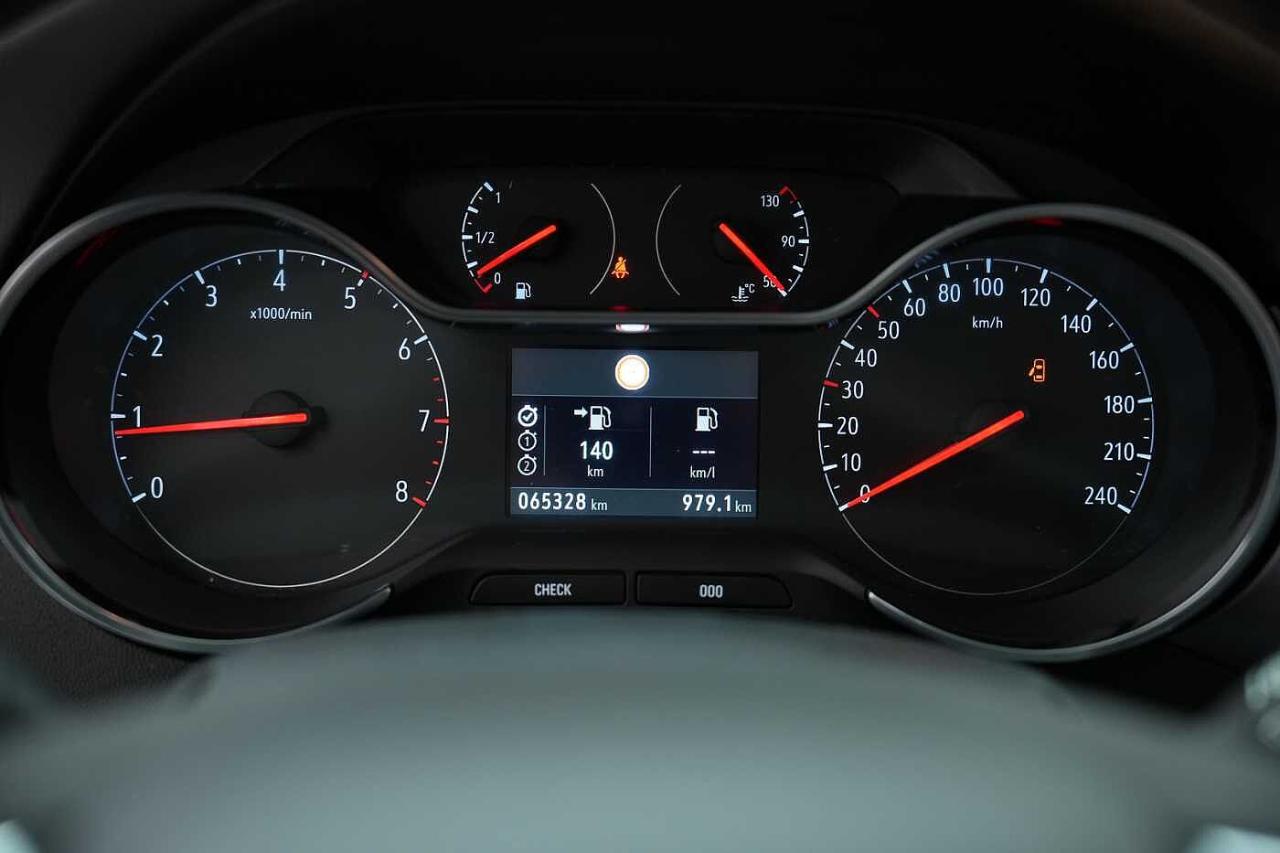 Opel Opel Crossland usata, con controllo di trazione