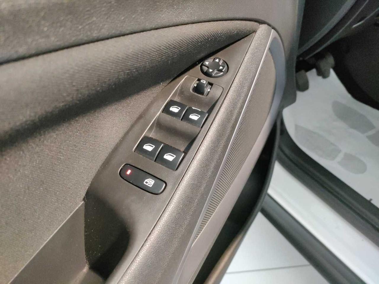 Opel Opel Crossland usata 18