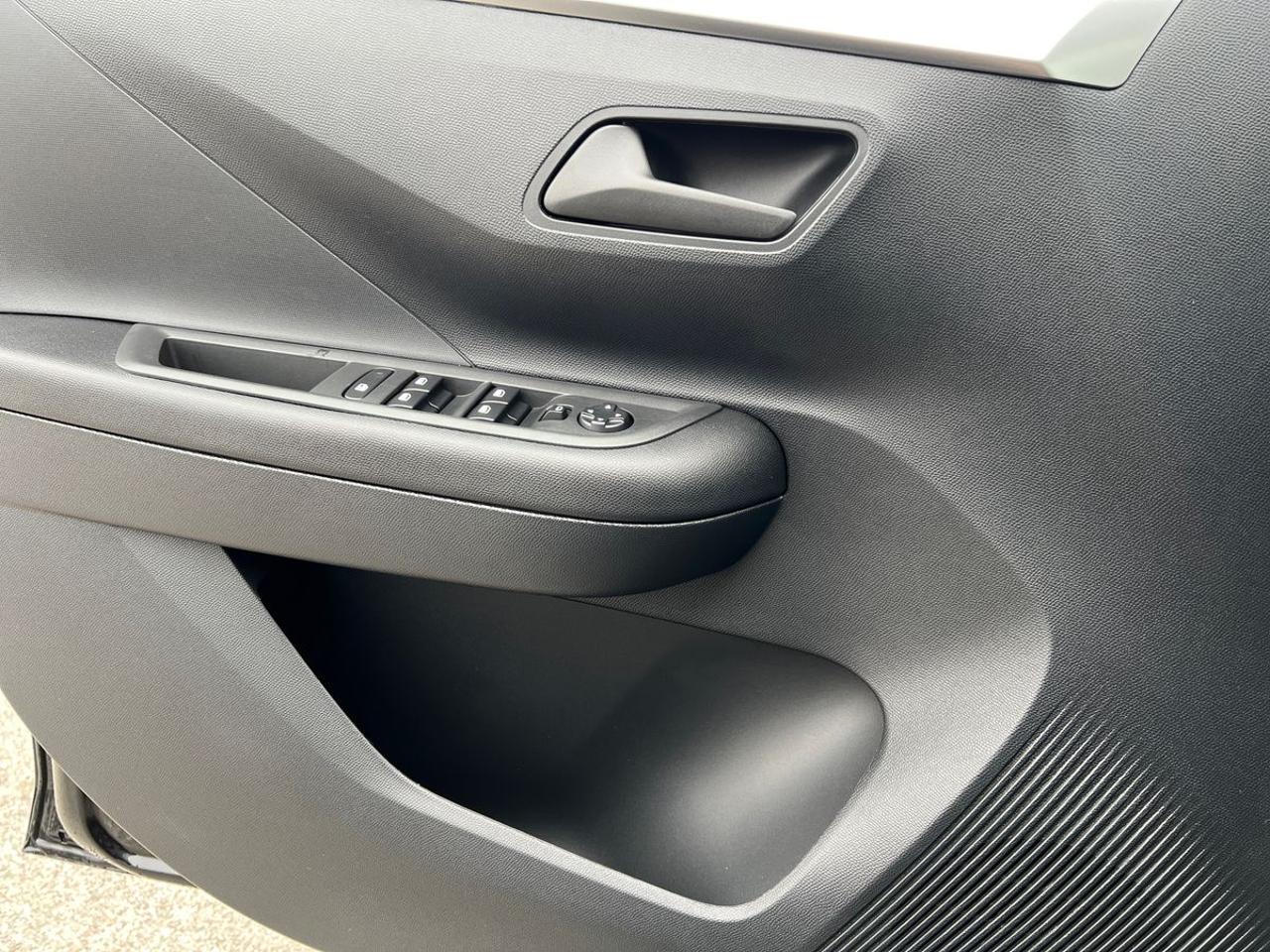 Opel opel frontera usata 4