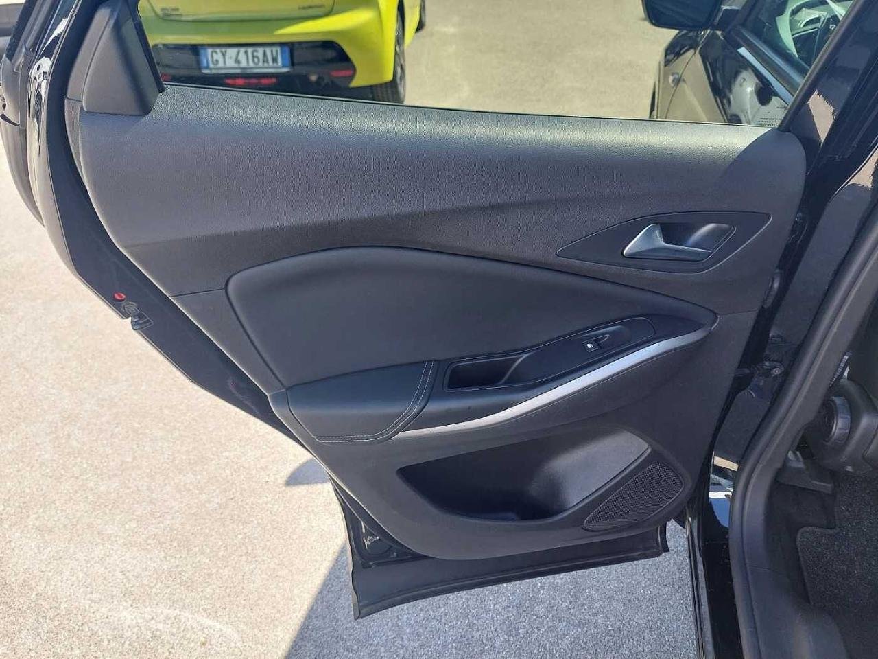 Opel Opel Grandland usata, con 5 porte