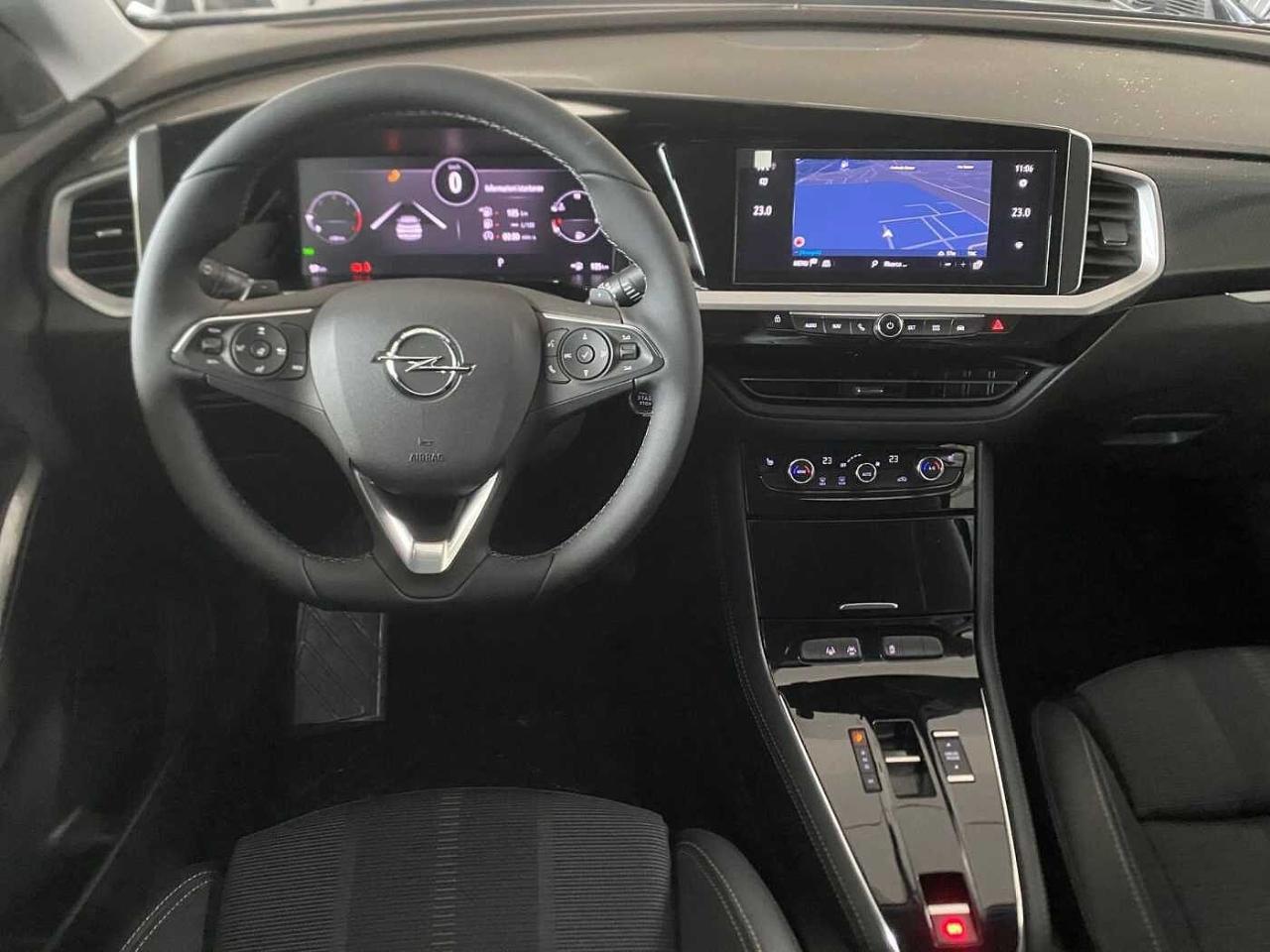 Opel Opel Grandland usata, con sedili riscaldabili