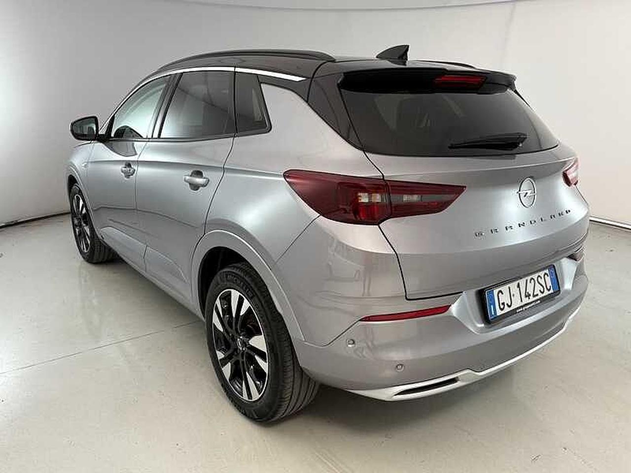 Opel Opel Grandland usata, con 5 sedili