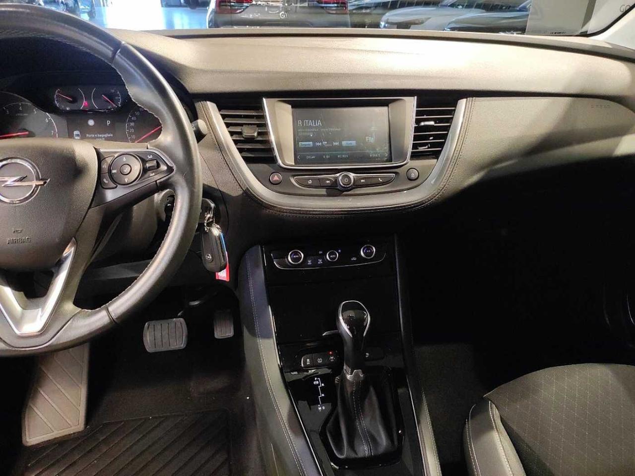 Opel Opel Grandland usata, con cd-radio