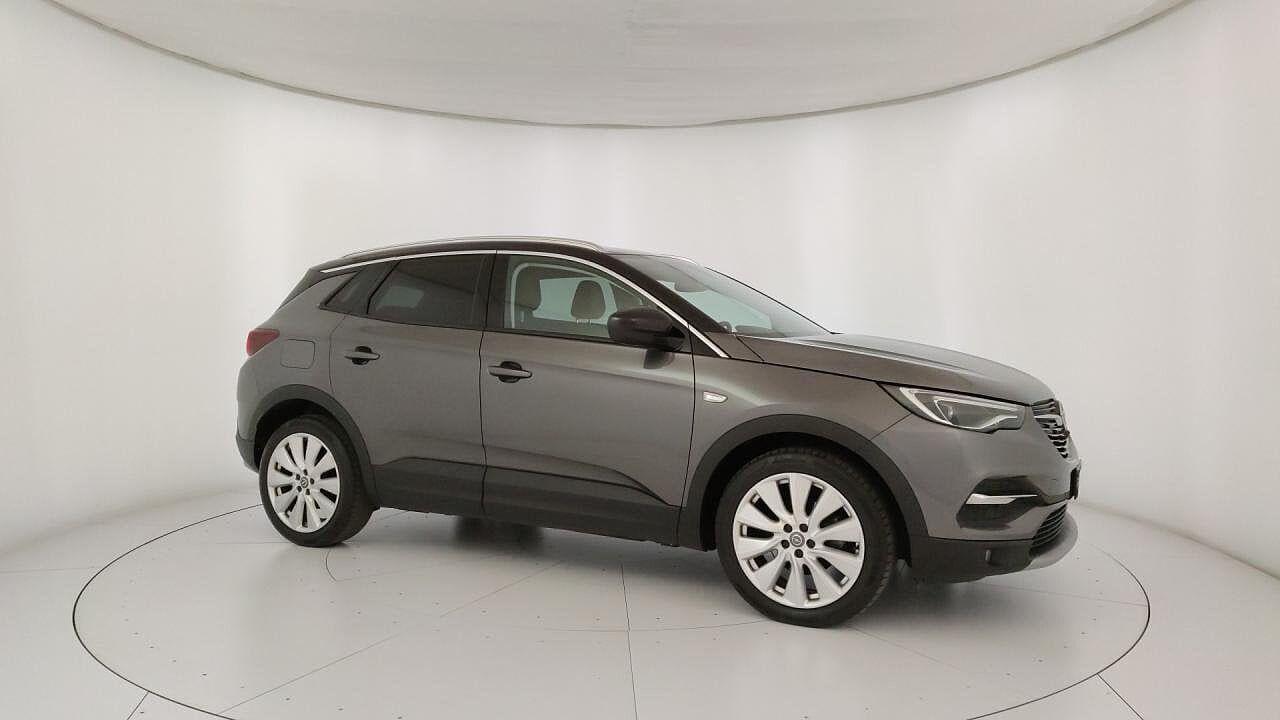 Opel Opel Grandland usata, con 4x Airbag (fontali + laterali)