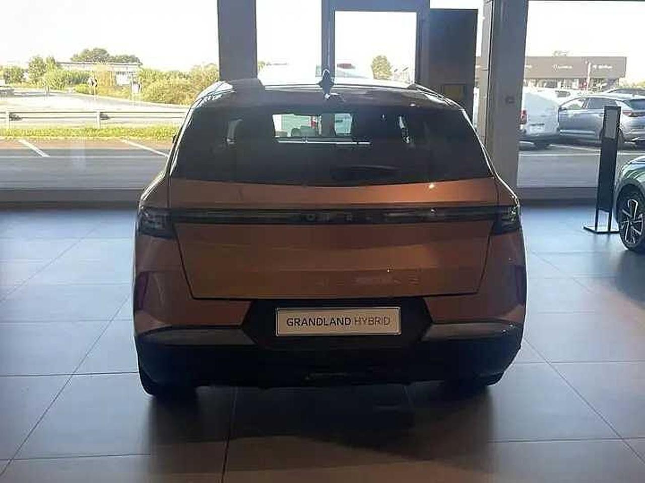 Opel Opel Grandland usata, con assistente di corsia
